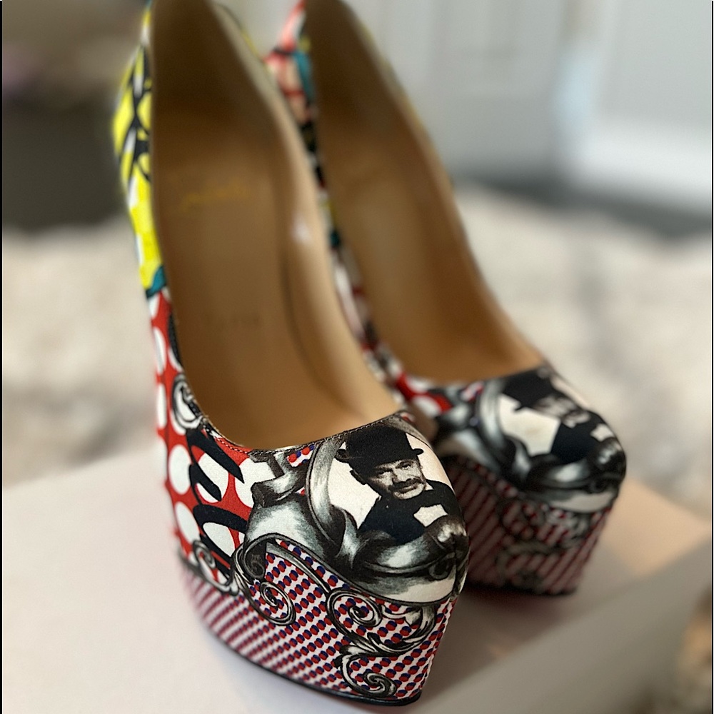 Christian Louboutin Multicolor dot High Heels Pumps